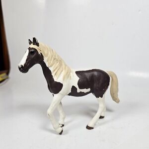 2016 Schleich Am Limes 69 Retired Pinto Mare Brown & White Horse Figure D-73527